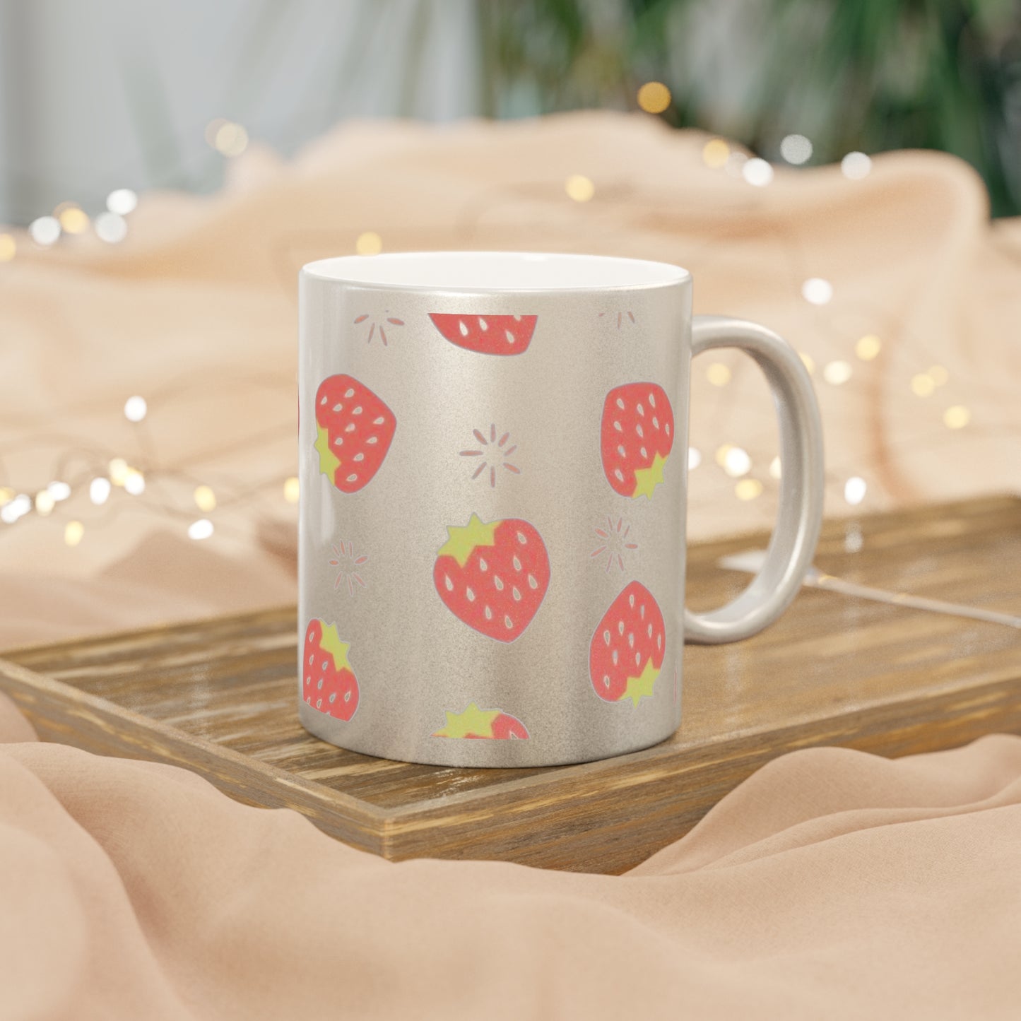 Strawberry-Themed Metallic Mug (Silver/Gold)